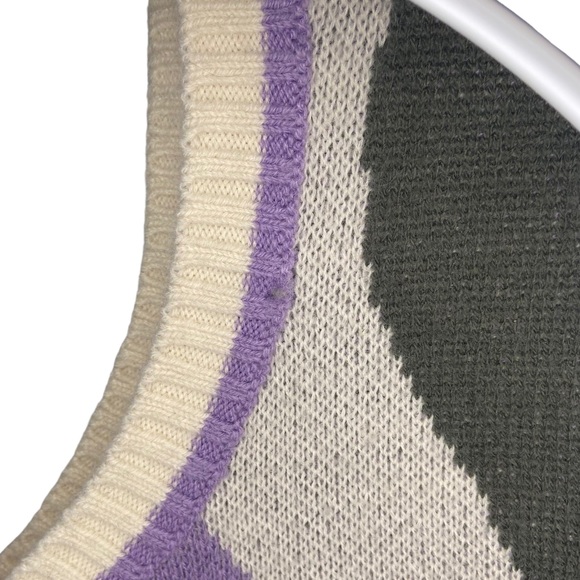 Urban Outfitters Optic Knit Sweater Vest - Picture 6 of 9